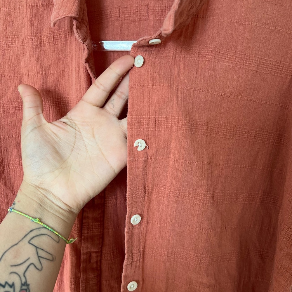 Madewell Coral Orange Button-Down Shirt - Picture 3 of 6